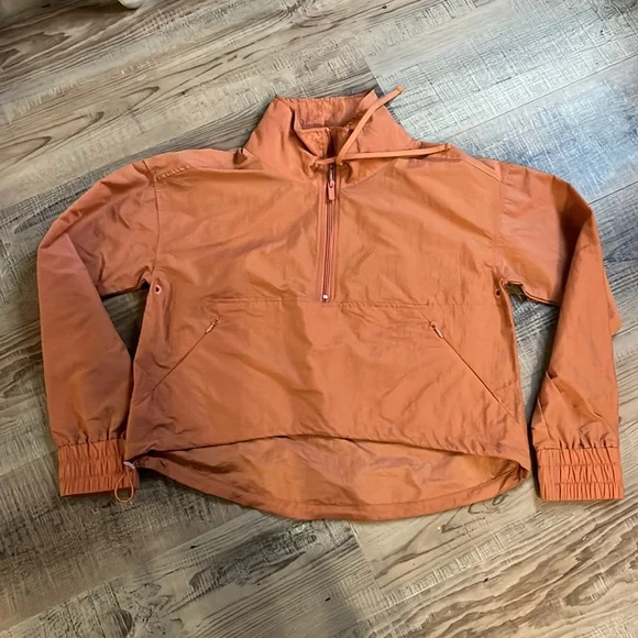 FLX brand rust/orange cropped wind jacket-NWOT Small - Picture 2 of 5